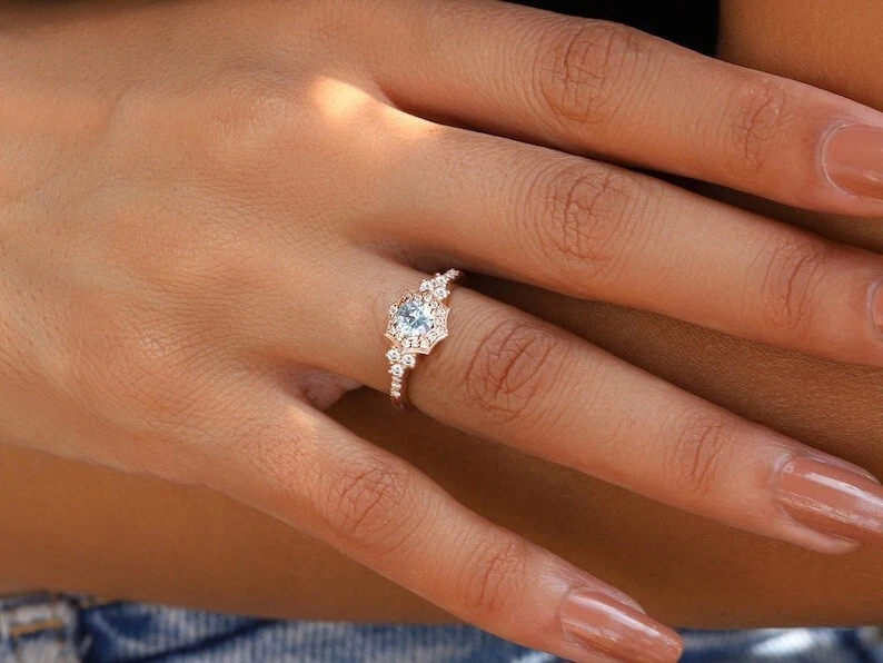 Anillo de compromiso antiguo aguamarina natural chapado en oro rosa de 14k en plata 925 Foto 3 de 4