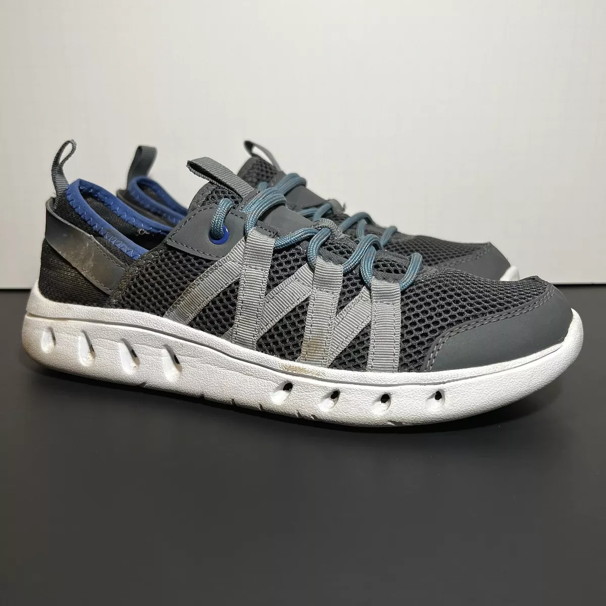 Dick's sporting cheap goods sneakers