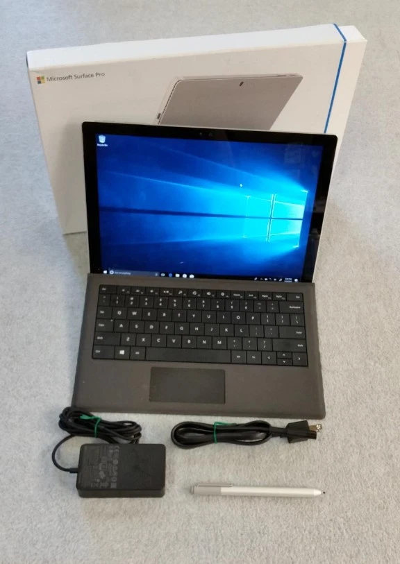 Microsoft Surface Pro 4 Core i5-6300U 2.40GHz, 8GB, 256GB, 2736x1824, Win 10 Pro