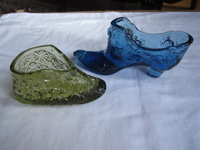 Two Fenton Clear Glass Shoes - One Button Daisy Pattern, One