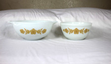 PYREX 443 BUTTERFLY GOLD WHITE CINDERELLA NESTING MIXING BOWL & 402 MIXING BOWL