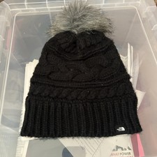 The North Face Men's Women's Unisex Hat Beanie Winter Cable Knit Warm Black