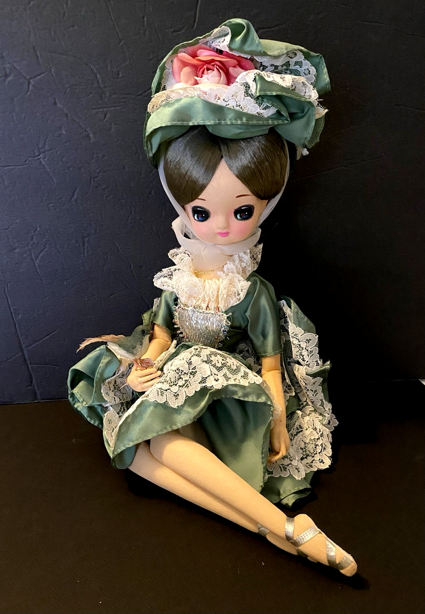 ☆本日特価！【MUSIC AUTOMATA DOLL CECILE 日本製】 Vintage Big Eyes Bradley Doll Seated With Spun Cotton Bird Green
