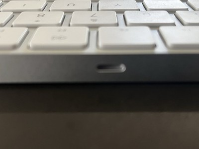 Apple A1644/A1657 Magic Keyboard + Magic Mouse 2 – Bluetooth Mac