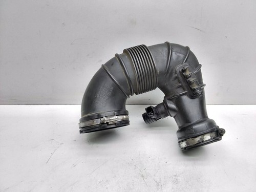 Mercedes-Benz E C207 W207 2011 Diesel 125kW Ansaugrohr Ansaugschlauch Turbolader