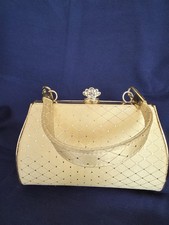 Cocktail Evening Purse In Gold Color With Rhinestone Clasp And Extra Chain