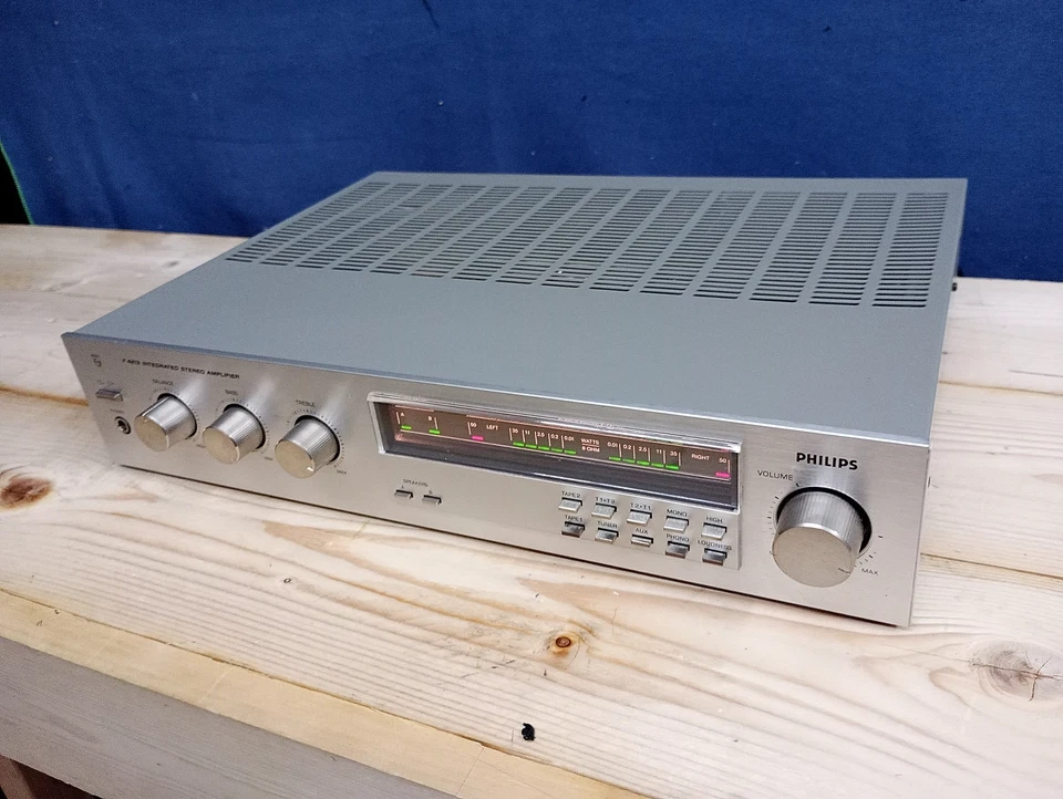 AMPLIFICATORE PHILIPS F-4213 VINTAGE INTEGRATED AMPLIFIER (1982) MADE IN BELGIUM - Immagine 2 di 4