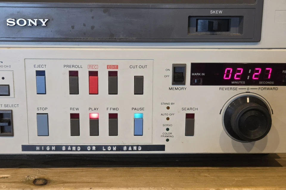 Vintage Sony V0-5850P U-Matic Video Cassette Recorder Videorecorder PAL (Teile) - Bild 4 von 4