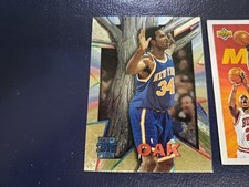 Charles Oakley New York Knicks 1996 - 1997 Mega Heroes FULL SIZE