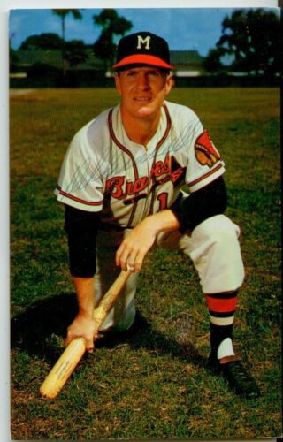 c1960 Milwaukee Braves catcher Del Crandall autographed postcard