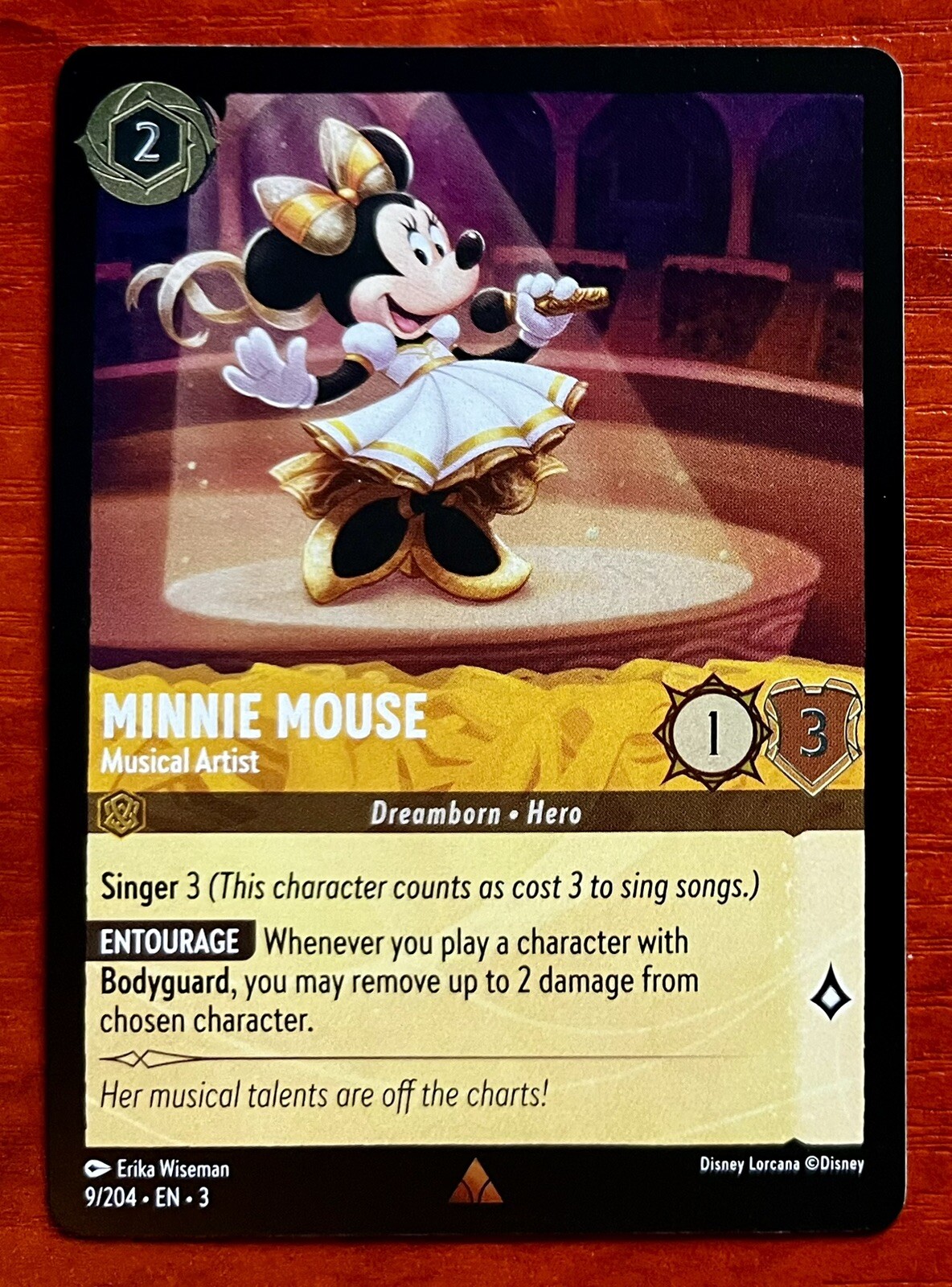 Disney Lorcana: Into The Inklands - Minnie Mouse 9/204 (Cold Foil) NM x1