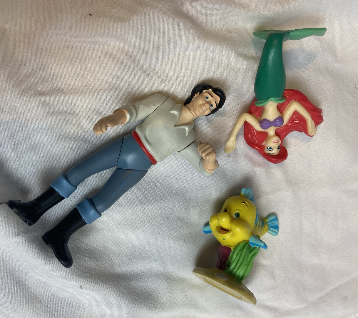 ARIEL Disney LITTLE MERMAID Princess PVC TOY Figure Playset 2 1/2" FIGURINEs 3