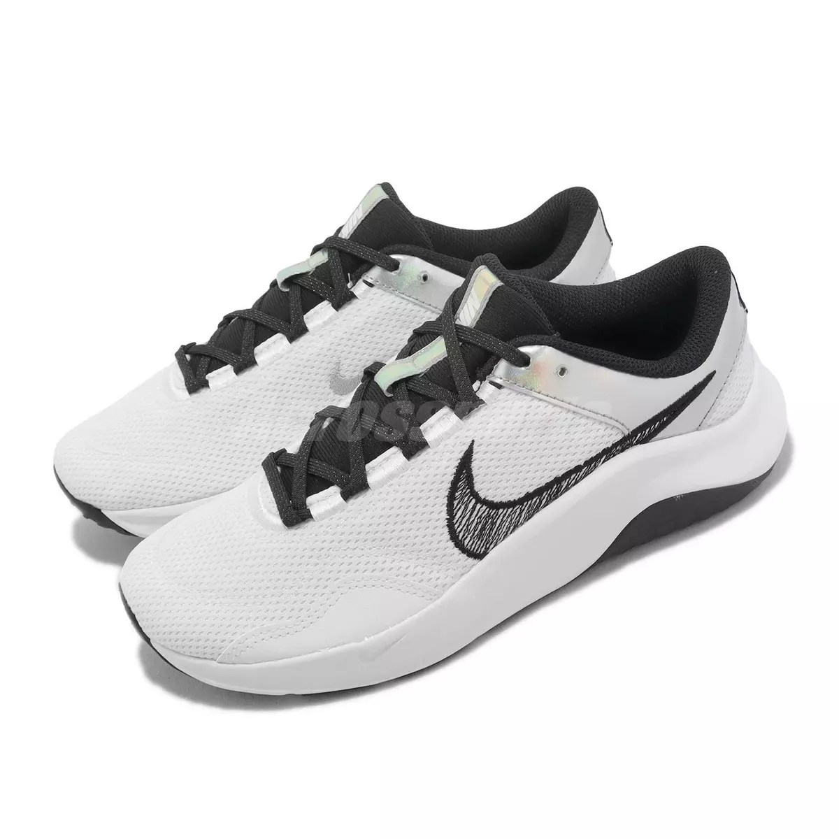 Pure black nike best sale shoes