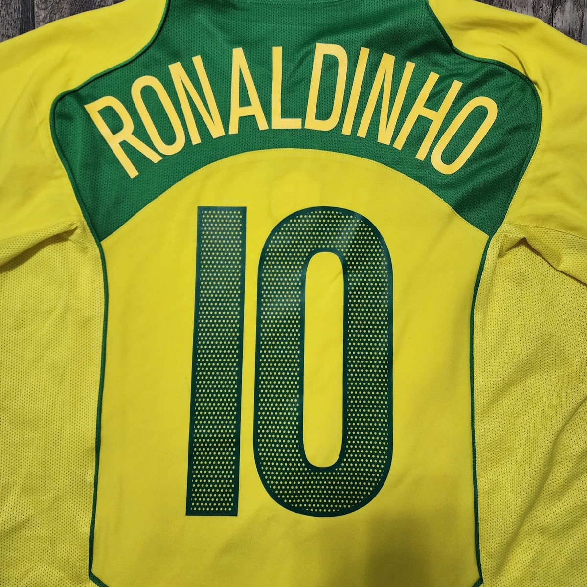 2004 Nike Brazil Home Soccer Jersey Ronaldinho Men S