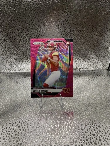 2024 Panini Prizm - Rookies Jayden Daniels #347 Pink Wave Prizm (RC) Commanders