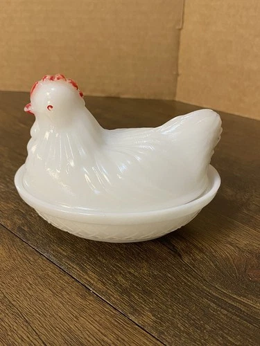 Vintage Hazel Atlas Small Milk Glass Hen On Nest Covered Candy Dish 4” By 3.5”