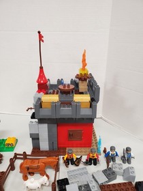 MOC Lego Duplo 4777 With Minifigures Knights Castle 2004 Retired Incomp + Extra