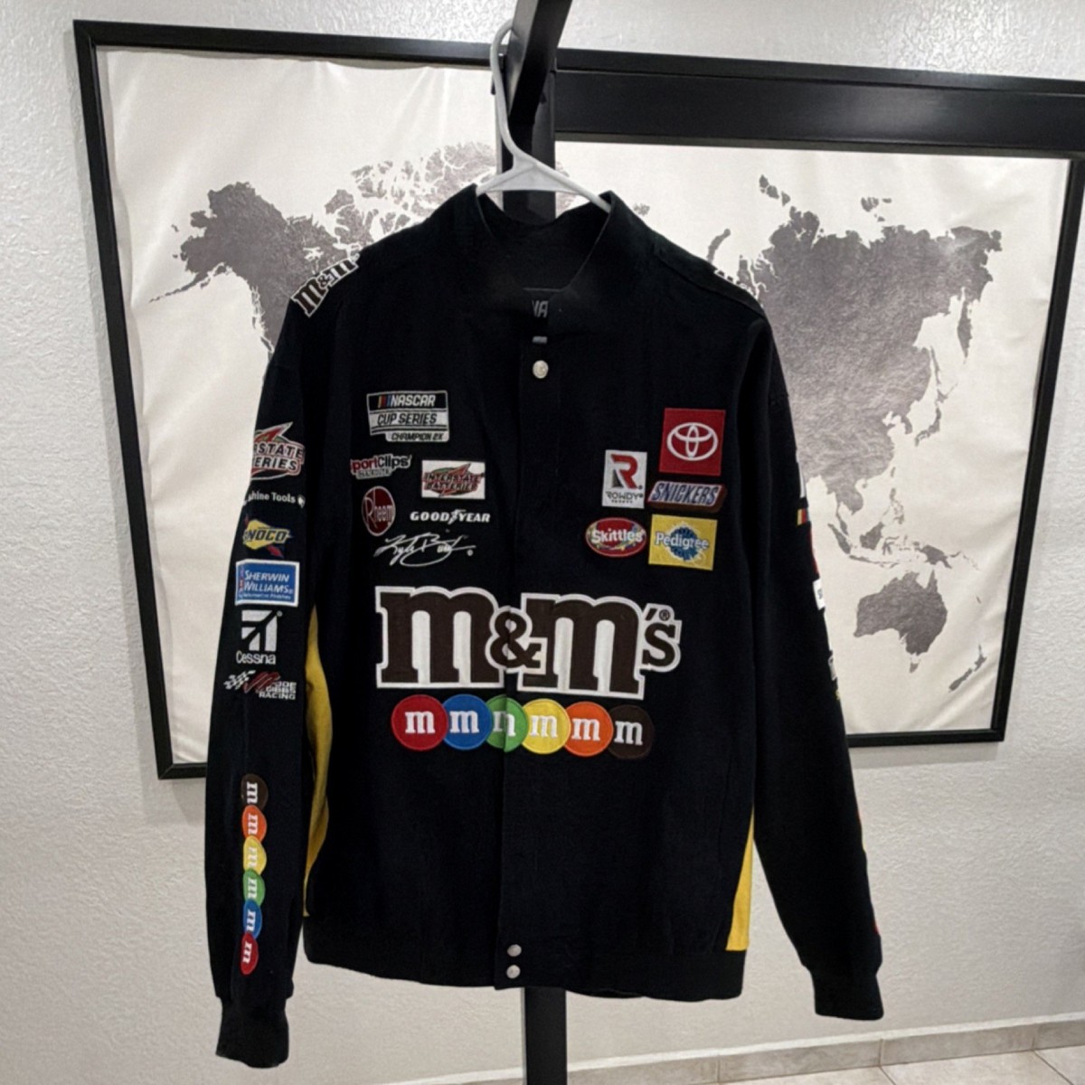 JH Design NASCAR Kyle Busch Joe Gibbs Racing M&M's Jacket Black