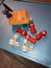 Vintage 1984 Playworld Lil' Playmates Space Station Lander NASA 4 figure 2 Packs