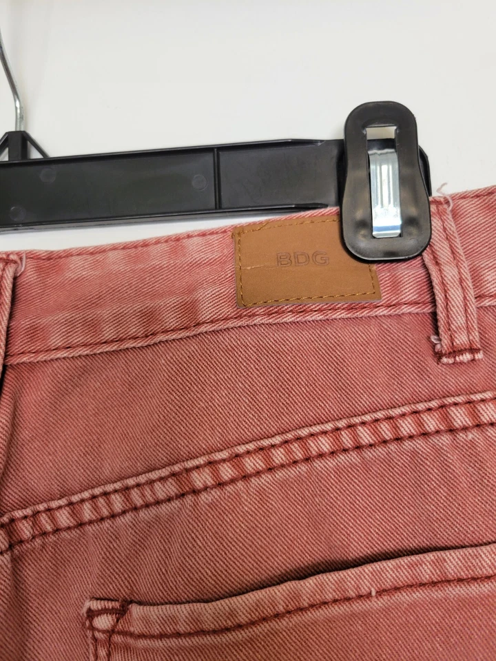 Pantalones Cortos BDG Freja Vintage Fit Rosa Envejecido Denim Talla 27 Foto 4 de 4