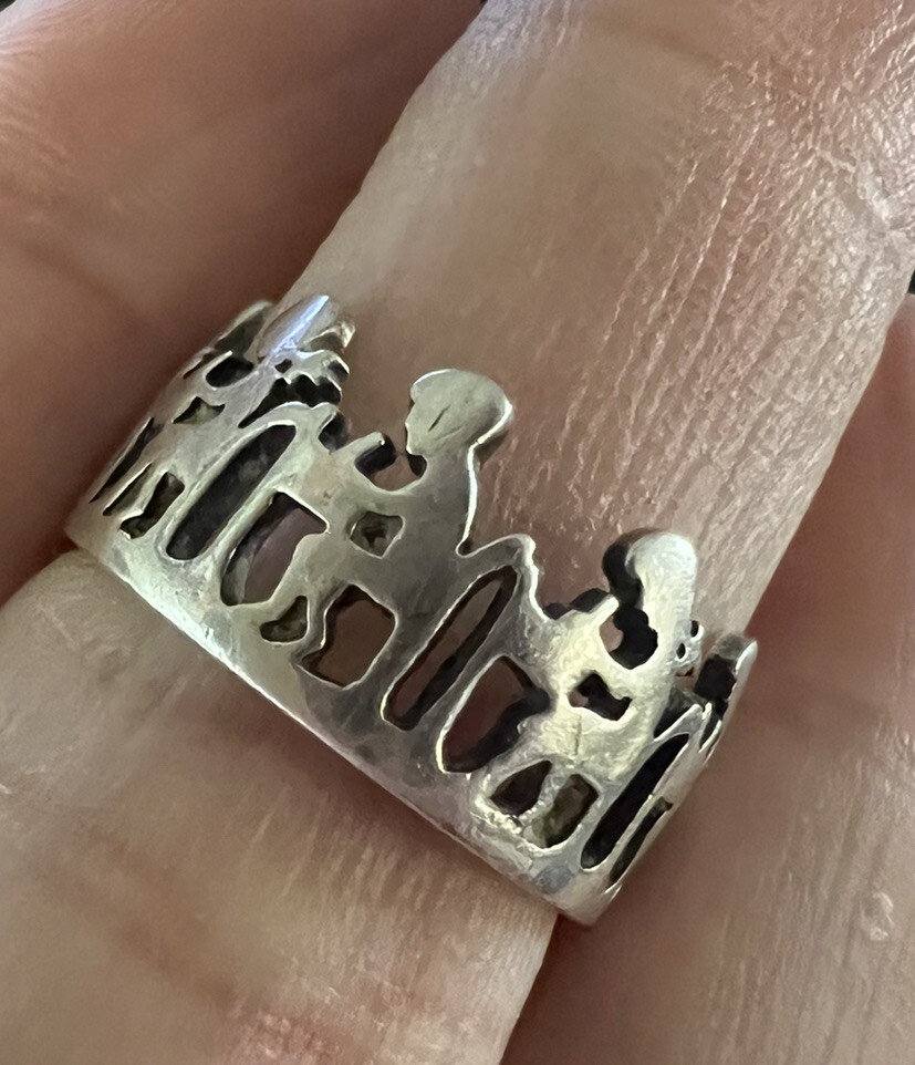 Retired James Avery Children At School Desk Ring L Gem