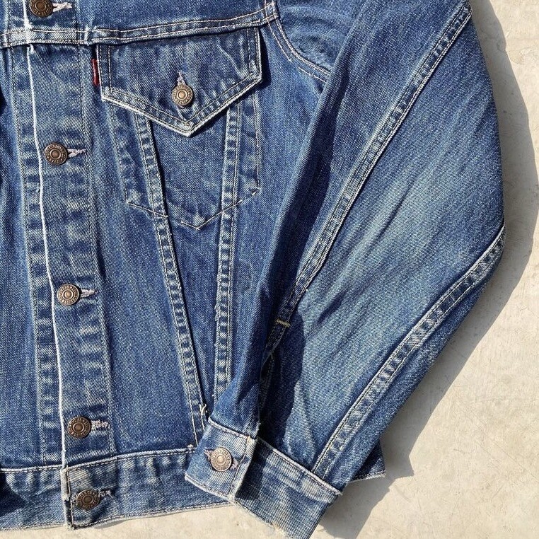 Levis557XX 60s ビンテージ VINTAGE LEVI'S 557XX Jacket Guided Tour - YouTube