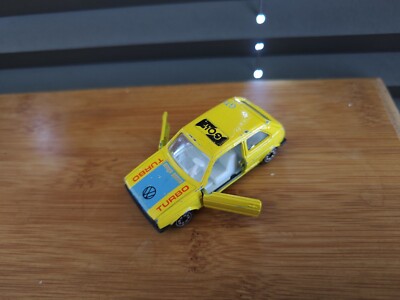 Yatming VW Golf 1 GTi gelb