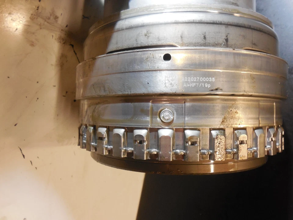 Embrague eje entrada transmisión automática A 2202700035 05-11 Mercedes Benz W164 ML350 Foto 2 de 4