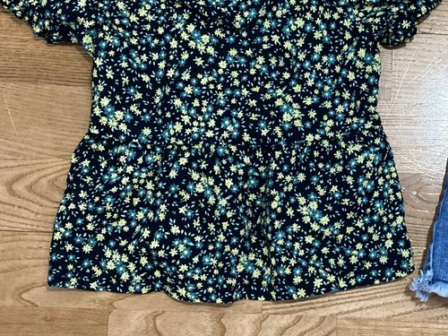 Girl's Old Navy & Cat & Jack Outfit Size 8 - Black Floral Top w/Jean Shorts EUC - Picture 4 of 7