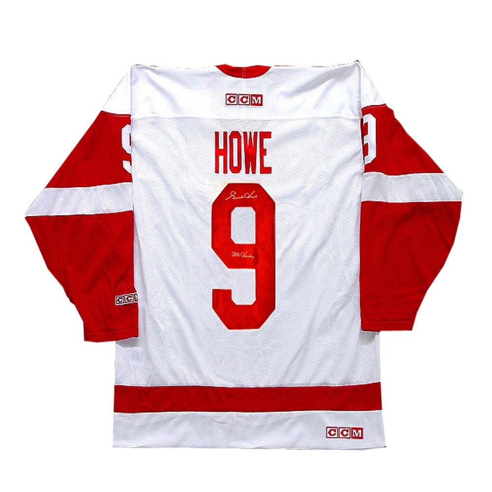 Gordie Howe - Jersey Signed