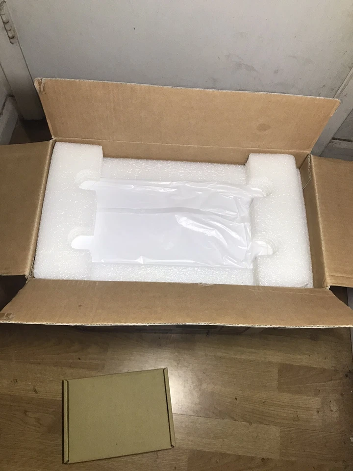 DatOptic eBOX-TeSU Single Thunderbolt/eSATA 5 SATA Trayless Raid/JBOD Enclosure - Image 4 of 4