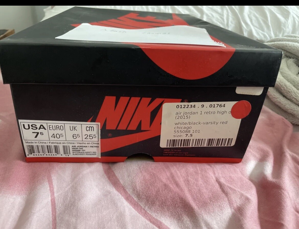jordan 1 high retro Chicago 2015. DS OG all. 🚨🚨Trusted Seller🚨100percent Authentic image 4