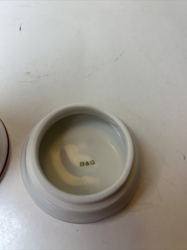 Vintage Copenhagen B&G Denmark Porcelain Vitamin / Pill Box White & Red Stripe - Picture 6 of 9