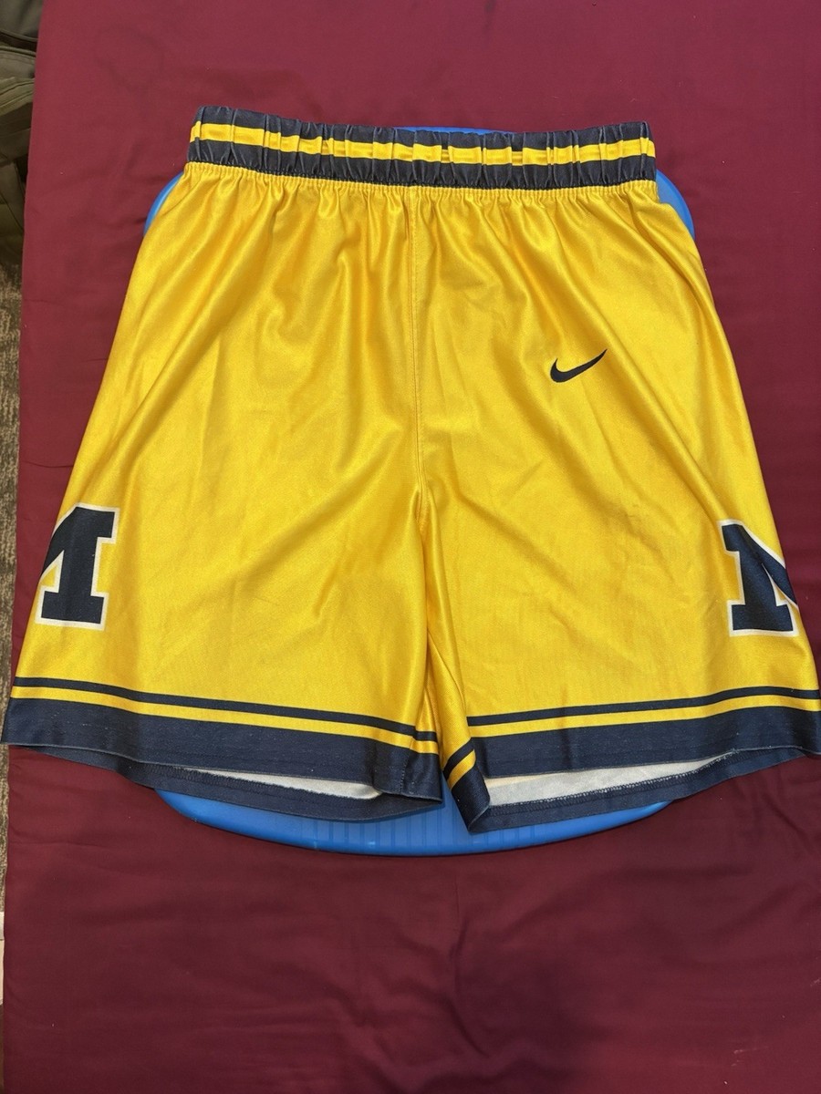 Vtg Nike Men's UM Wolverines Maize Basketball Shorts Sz Medium