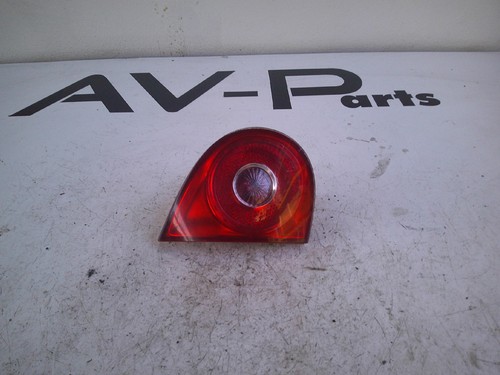 VW Golf 5 Limousine Rückleuchte Heckleuchte Rücklicht rechts innen 1K0945107C