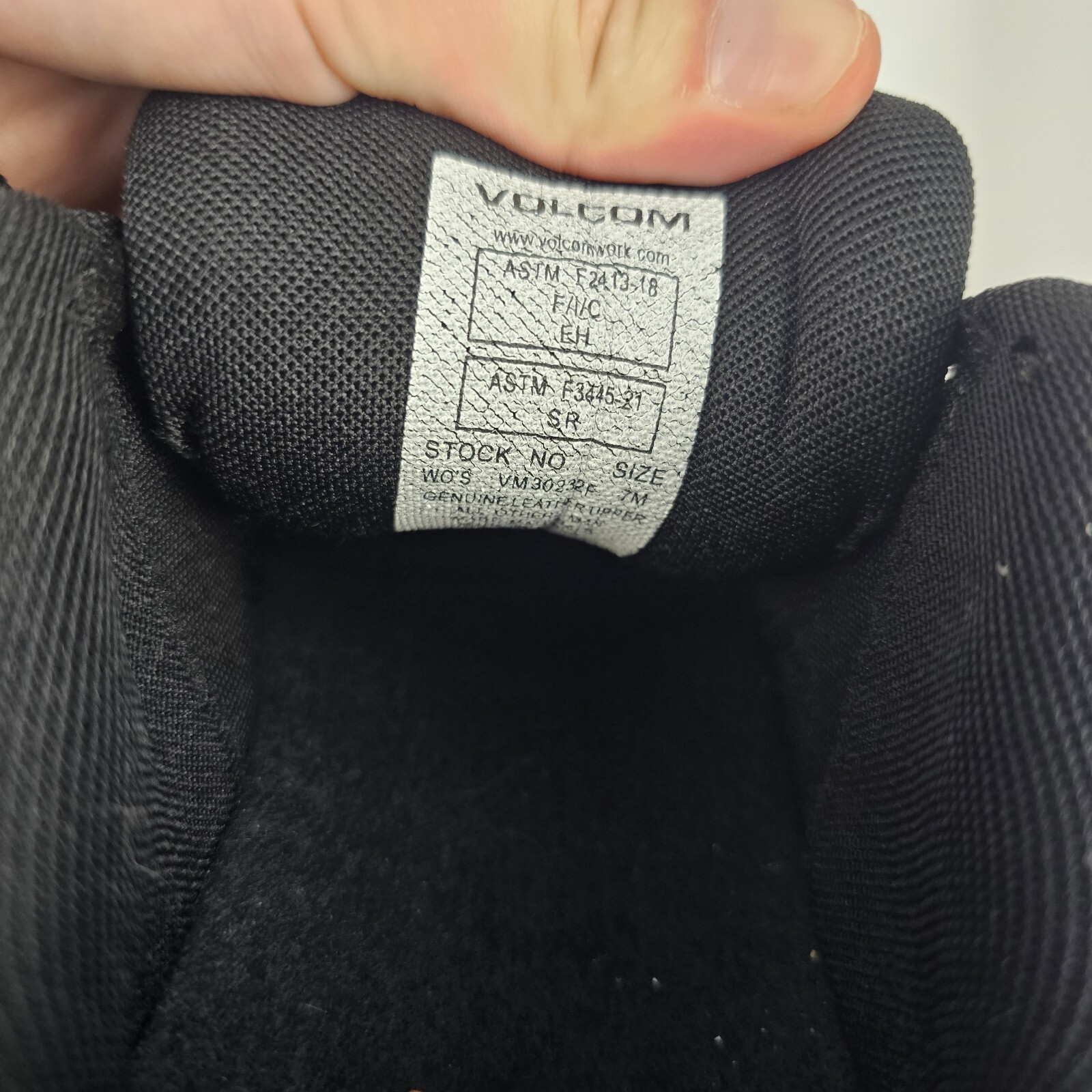 Volcom Evolve Workwear Composite Toe Low Top Skat… - image 9