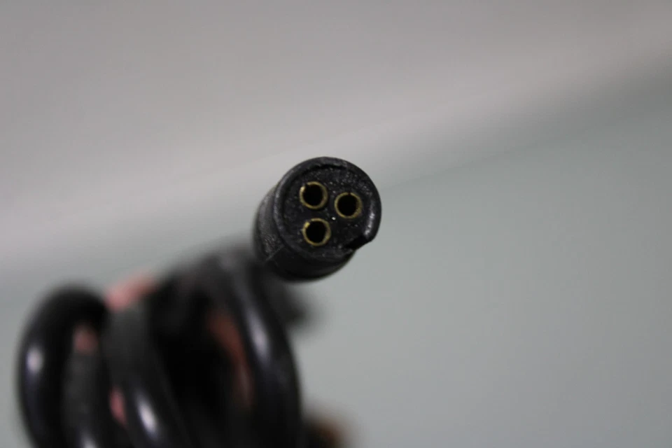 VIVANCO 33894 Netzteil Universal, 15-20 Volt, Schwarz - Bild 3 von 4