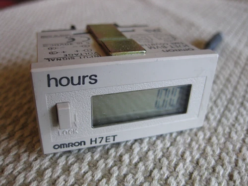 Omron H7ET-BVM Time Counter