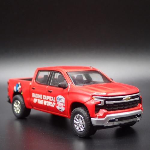 2023 23 CHEVY Chevrolet Silverado Indy 500 Camión W Hitch 1:64 Modelo Fundido - Imagen 4 de 7