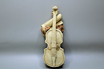 Vintage Figi Violin Trinket Box