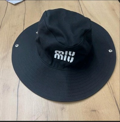 Black Bucket Hat