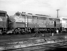 Negative - Gulf, Mobile & Ohio Railroad EMD F-3 Diesel Unit No. 811A