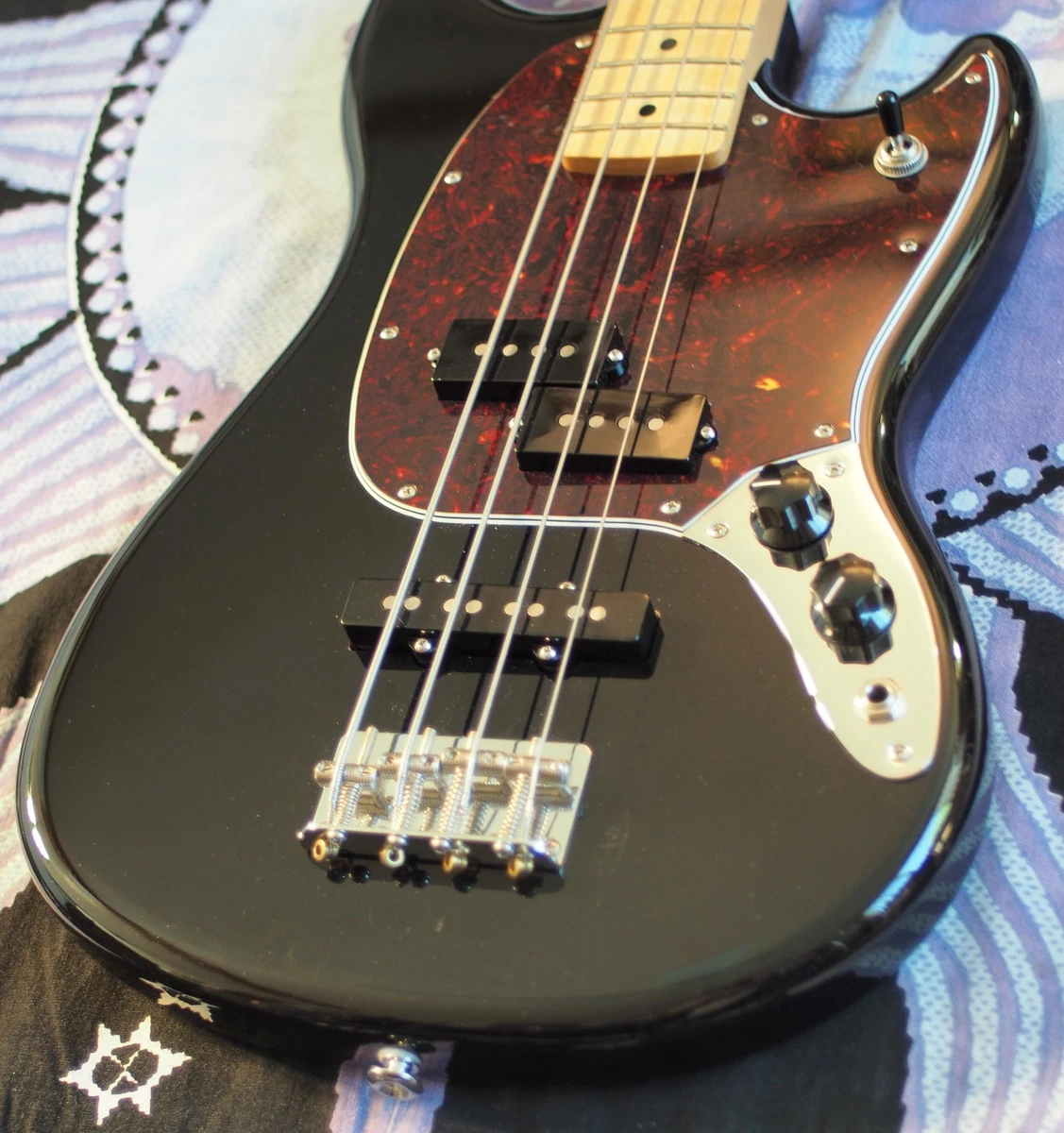Fender Mustang Bass for sale | eBay