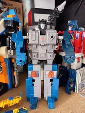 TRANSFORMERS G1 GOD BOMBER RARE VINTAGE