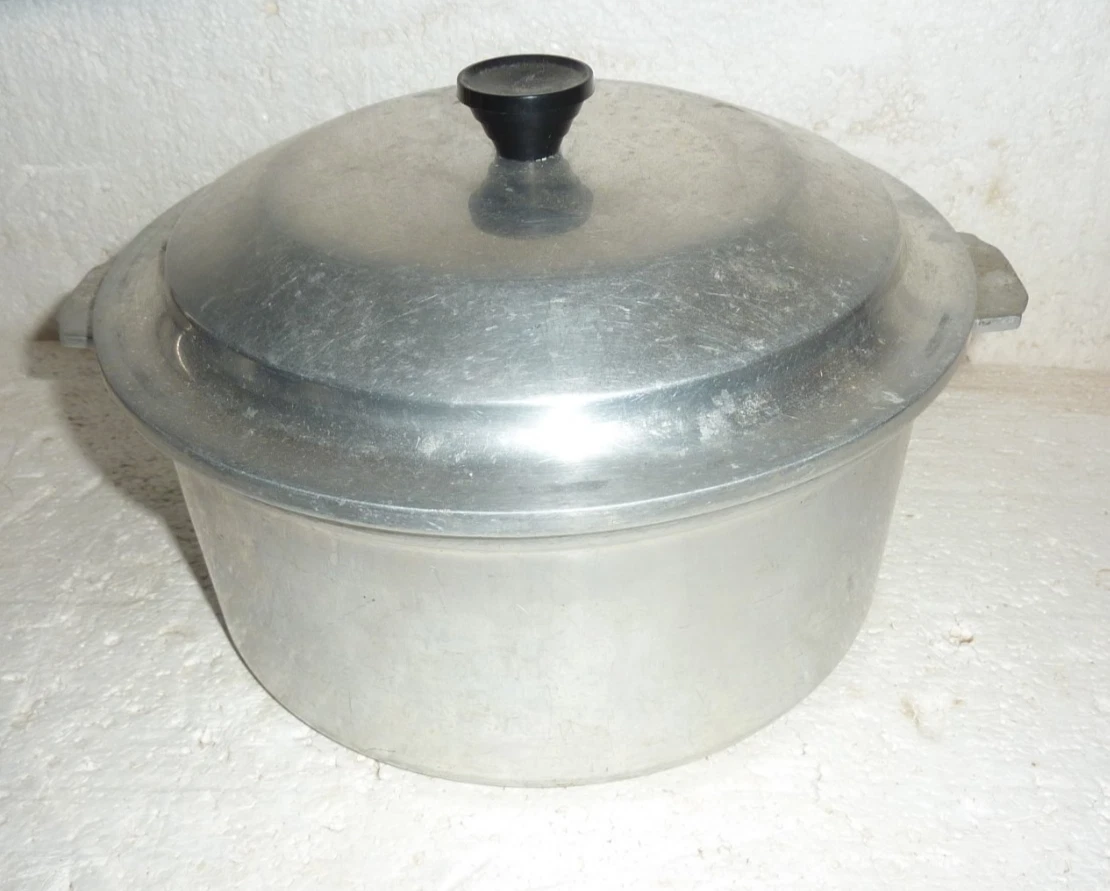 VTG Miracle Maid Cookware G2 Cast Aluminum Roaster Dutch Oven
