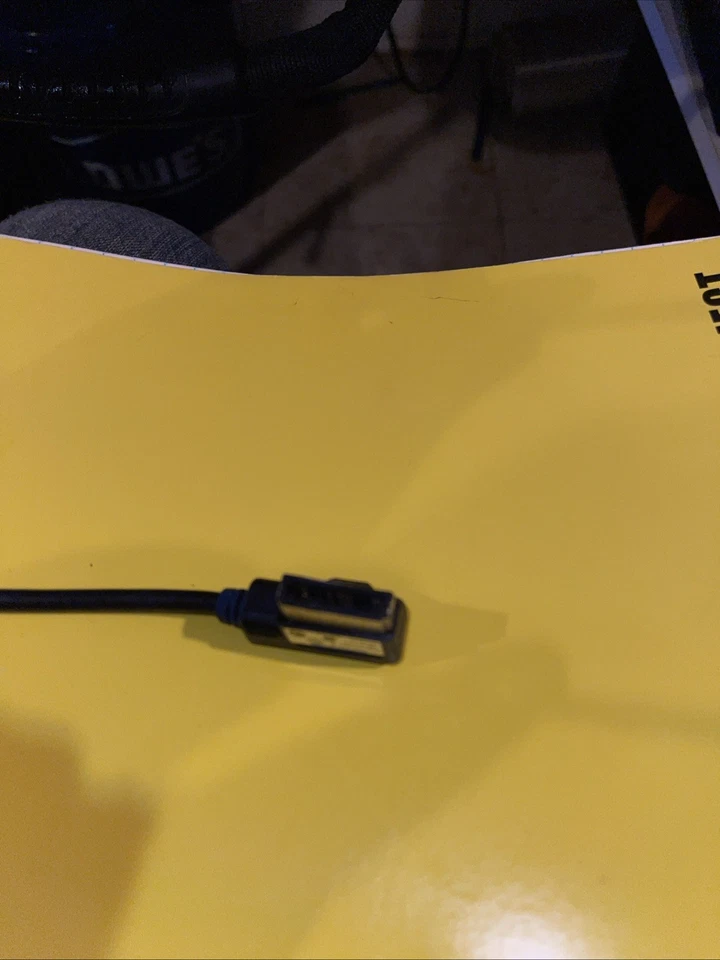 Cable conector adaptador Volkswagen VW MDI 5NO 035 554 Foto 3 de 3