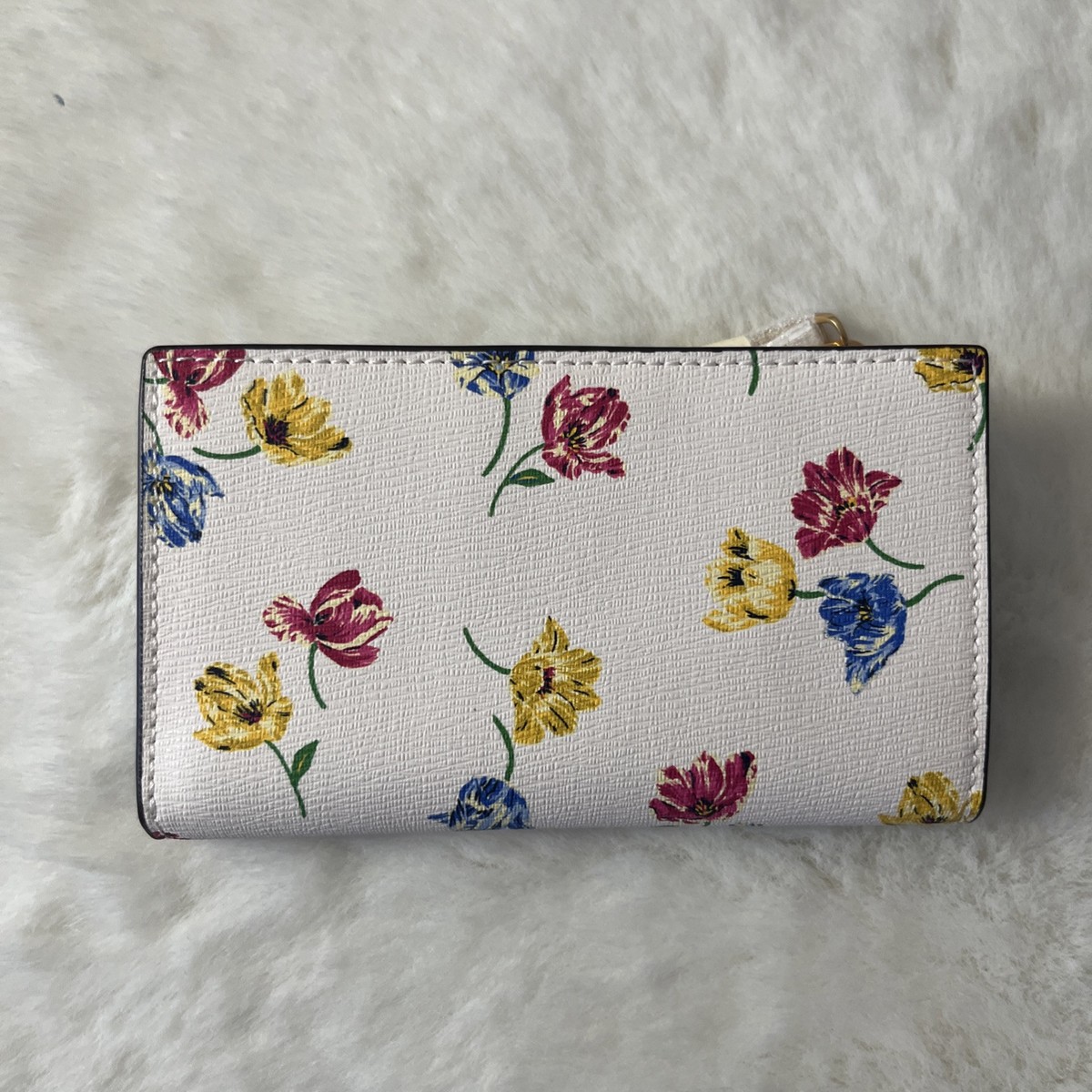 KATE SPADE 二つ折り財布 KB186 MORGAN TULIP TOSS kate spade new york Morgan Tulip Toss Slim Bifold Wallet