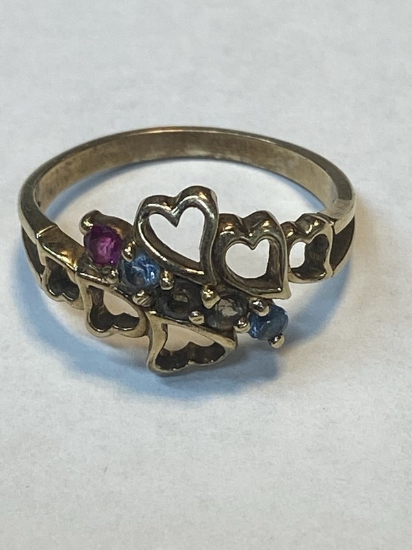 NS 10k yellow gold Family Hearts Mother's Ring with 5 birthstones 2.67 Grams