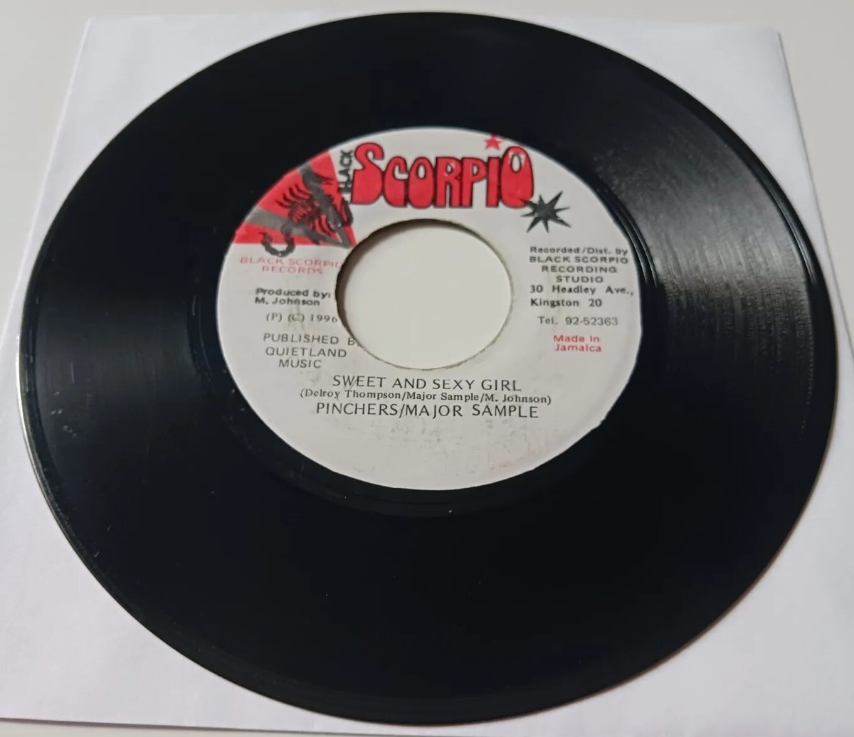 ナイジェリアパンピー Sobut – Punk This Town -Generation XX- OBAA-002 Japan Near