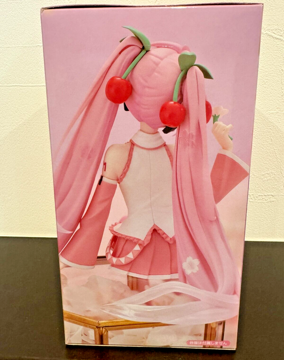 Hatsune Miku Noodle Stopper Figure Sakura Miku 2024 Ver. New FedEx